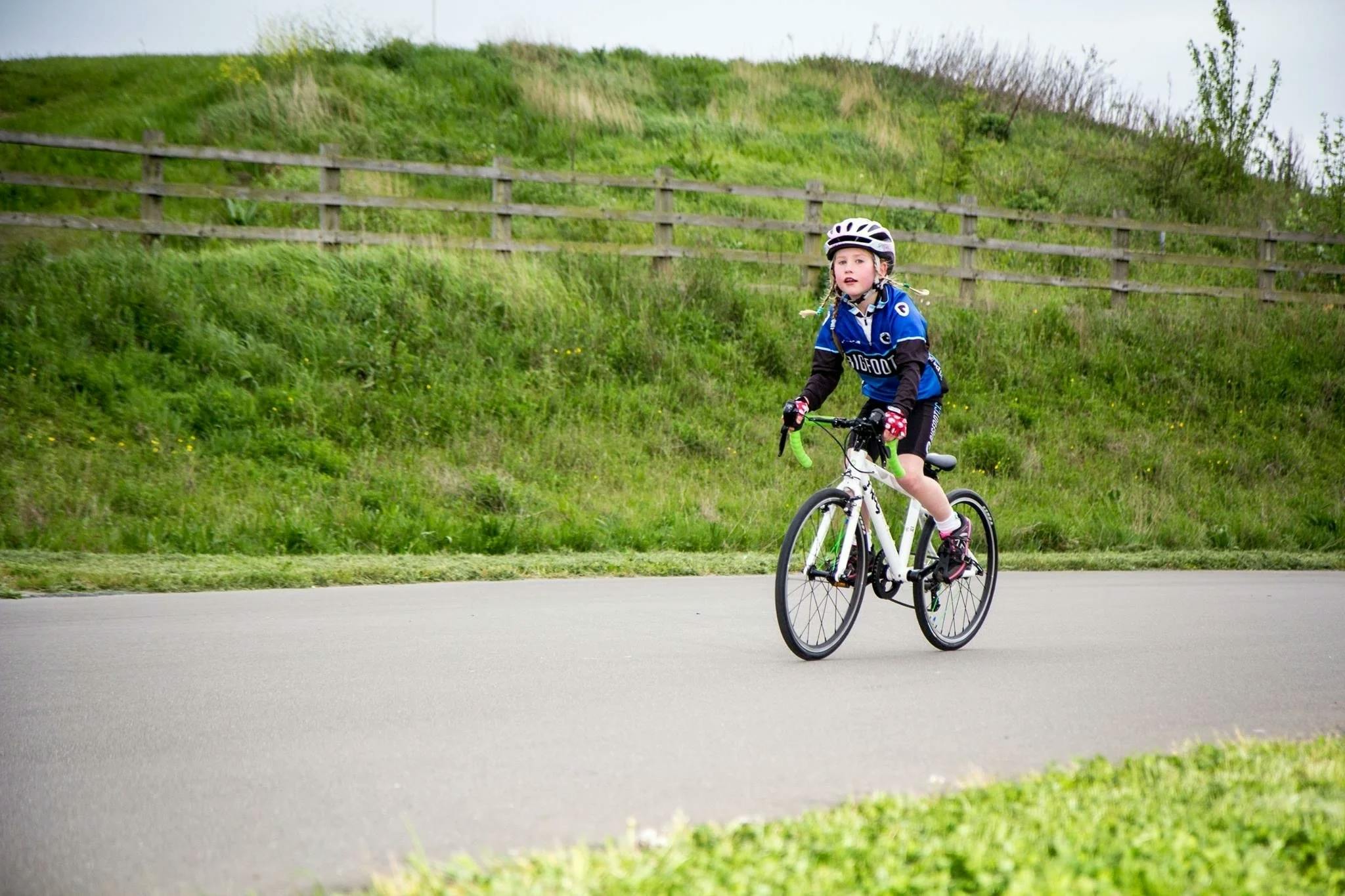 Explore our Range of Kids Lightweight Road Bikes collection header image